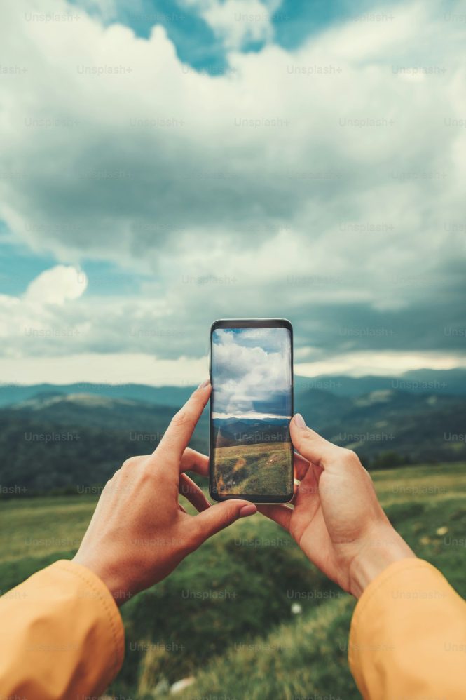 Featured image for No Service Abroad? Verizon Connectivity Problems While Traveling.