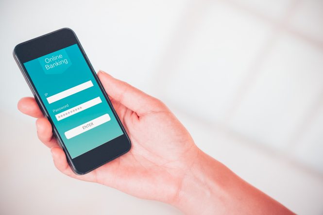 Featured image for Travel Apps for Managing Verizon Abroad: Useful Tools.