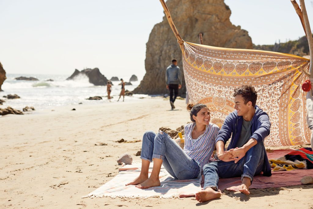 Content image for Smart Ways to Use Your Verizon Phone Overseas.